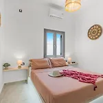 Zana's Villa-sandra Appartamento