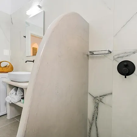 Apartament Zana's Villa-sandra Akrotírion